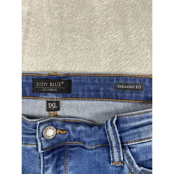 Judy Blue Women's Jeans 1XL Distressed Straight Fit Blue Raw Hem High Rise - Picture 2 of 9